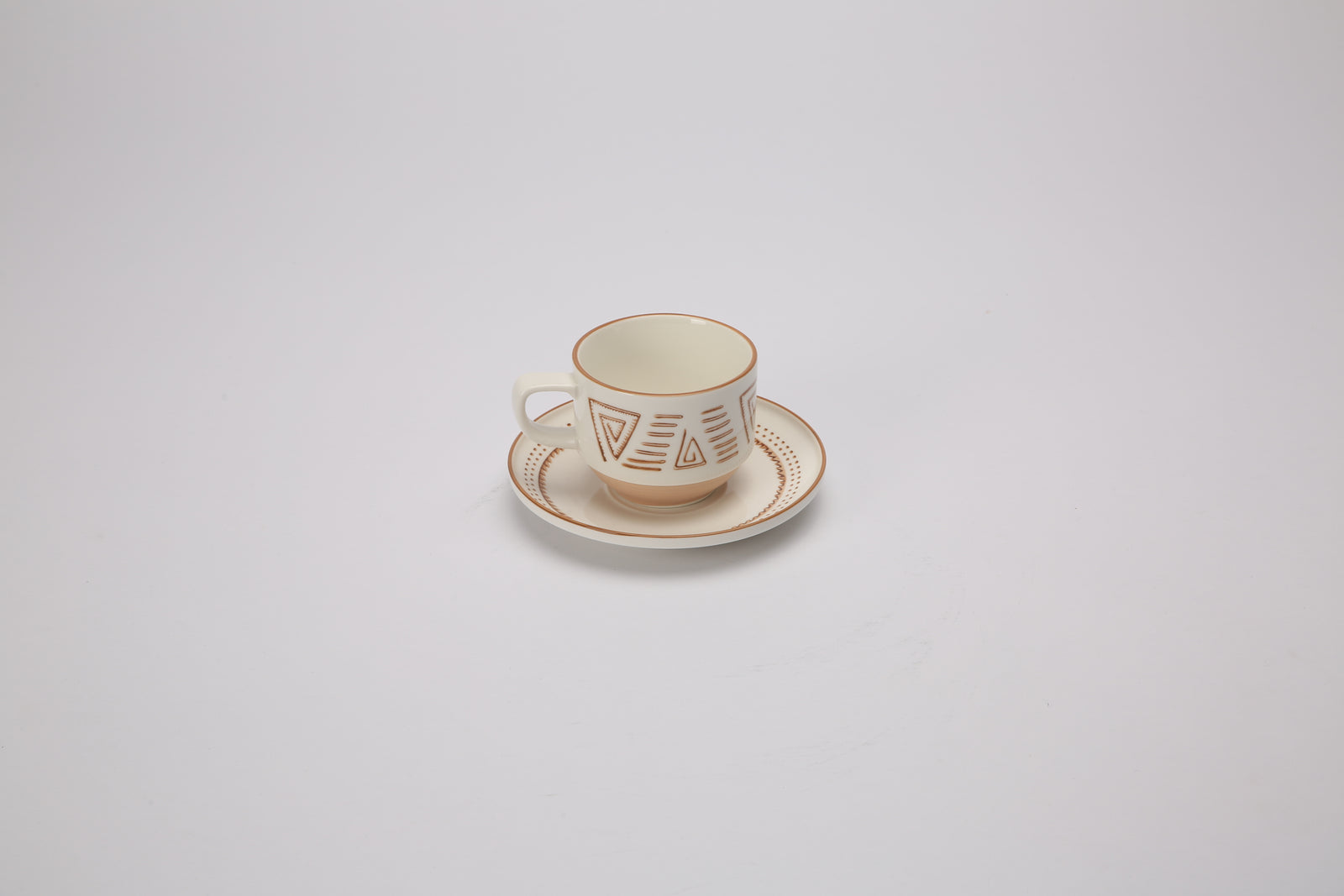 Cup & Saucer Set · P4614308