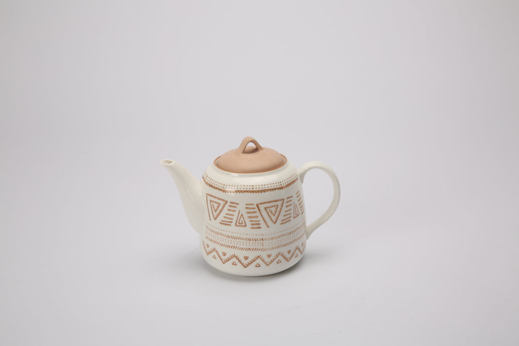 P4630821 · 21 × 12 × 17 cm (8.3 × 4.7 × 6.7 in)