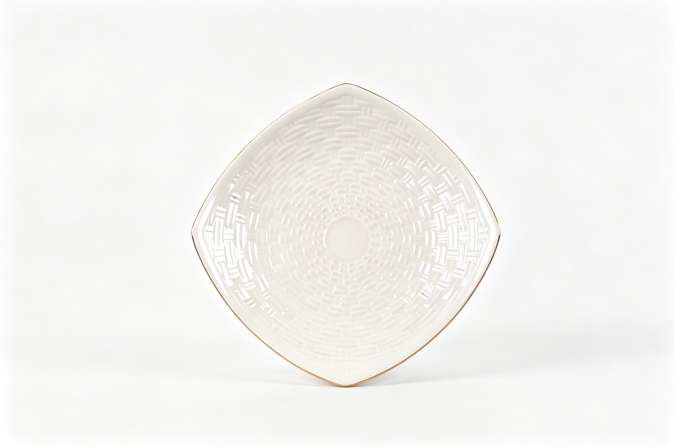 ZZ13 · 13.7 × 13.7 × 2.5 cm (5.4 × 5.4 × 1.0 in)